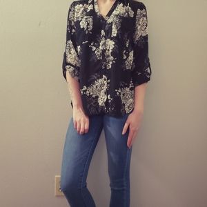 IZ BYER Black & White Lotus blouse